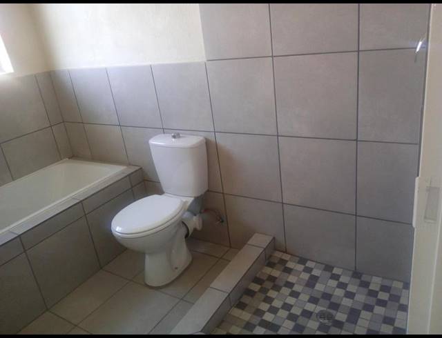 3 BEDROOM HOUSE FOR SALE IN AZAADVILLE